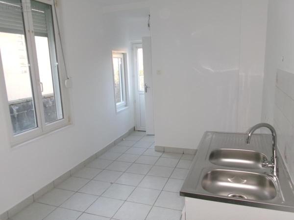 Maison à louer à Béthune dans le Pas-de-Calais (62400), ref : 62023-L1398