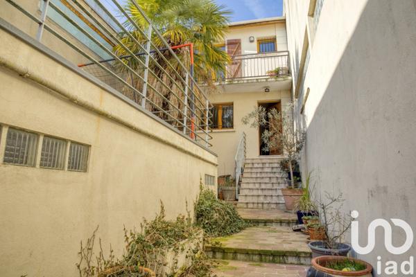 Maison 6 pièces de 205 m² à Bagnolet (93170)