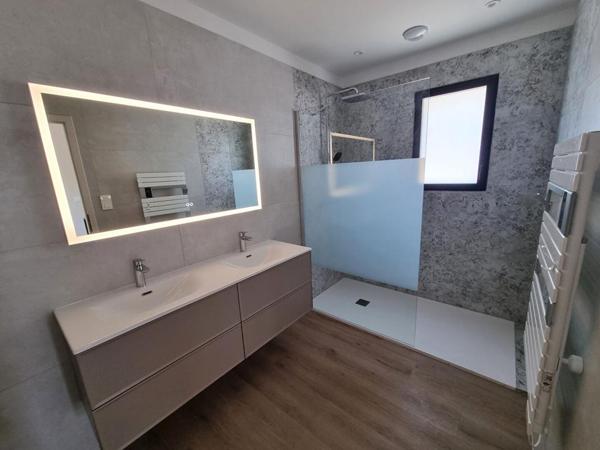 Maison neuve T5 de 120m² avec piscine et garage