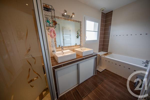 Maison à vendre  6 pièces - 141,52 m2 ST MEDARD EN JALLES - 33