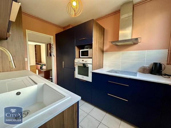 Appartement à louer 3 pièces 63.12m² Joué-lès-Tours (37300)