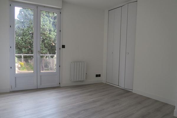 SANS EXTERIEURS SANS PARKING Frontignan 3 pièce(s) 50.08 m2