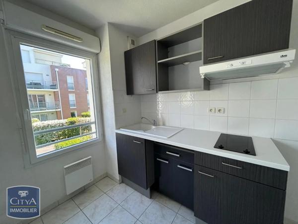 Appartement à louer 1 pièce 27.97m² Niort (79000)