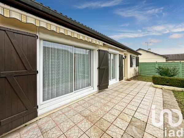 Maison 6 pièces de 126 m² à Villeneuve-la-Guyard (89340)