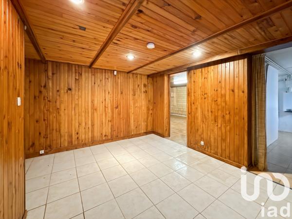Maison 6 pièces de 126 m² à Villeneuve-la-Guyard (89340)