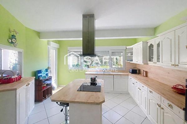 MAISON FAMILLIALE BOURG CHARENTILLY