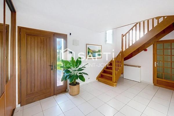 MAISON FAMILLIALE BOURG CHARENTILLY