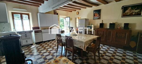 MAISON DE CAMPAGNE 75 m², 3 pièces avec dépendances et bois