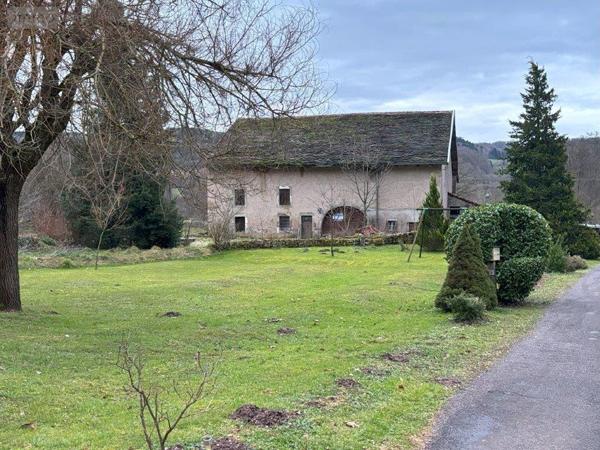 Corps de ferme à vendre à Fougerolles-Saint-Valbert en Haute-Saône (70220), ref : 14815/202600309   
Le Champ