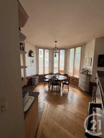 Appartement F6 à vendre  7 pièces - 220,27 m2 RODEZ - 12