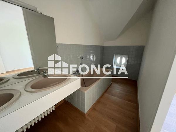 À vendre Appartement 4 pièces 134.2 m² - Gaillard 74240