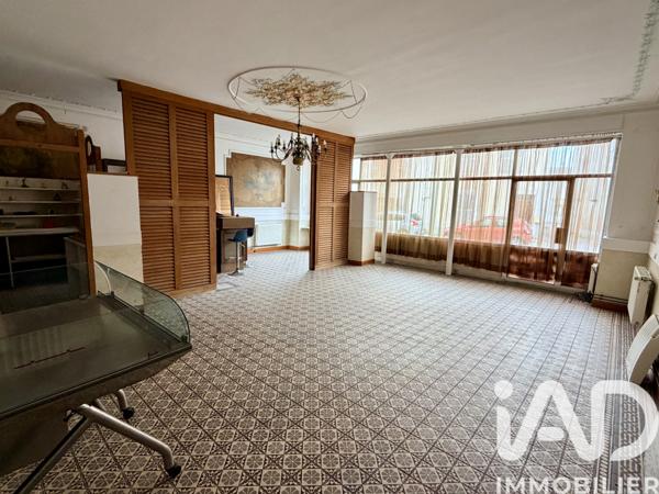 Immeuble à vendre 299 m² Patay