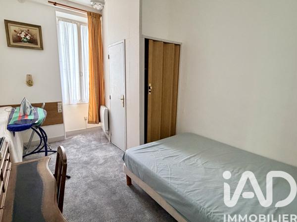 Immeuble à vendre 299 m² Patay