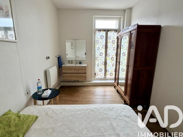Immeuble à vendre 299 m² Patay