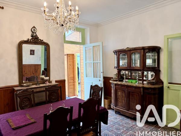 Immeuble à vendre 299 m² Patay