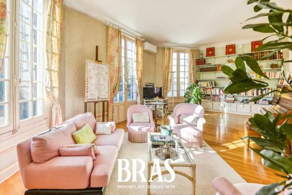 Maison - 220m² - Nantes proce monselet