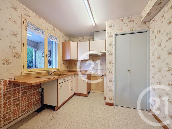 Maison à vendre  4 pièces - 118,93 m2 ST MARTIN DE CRAU - 13