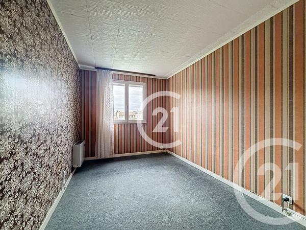 Maison à vendre  4 pièces - 118,93 m2 ST MARTIN DE CRAU - 13