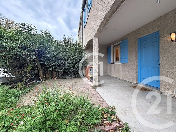 Maison à vendre  4 pièces - 118,93 m2 ST MARTIN DE CRAU - 13