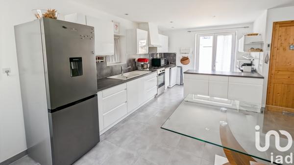 Maison à vendre 5 pièces 127 m² Caderousse