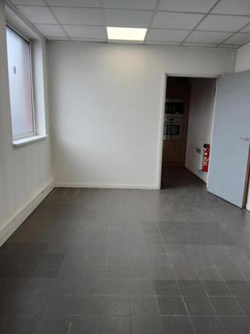 Location Local Industriel Entrepot 361 77420 Champs Sur Marne 826533