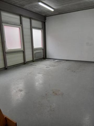 Location Local Industriel Entrepot 361 77420 Champs Sur Marne 826533