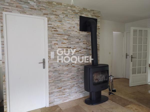 Maison rénovée dans la verdure