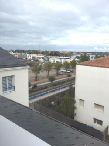Loue T3 avec garage Résidence Ile Vertime Toutes les caractéristiques