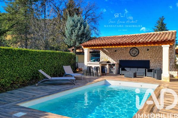 Maison à vendre 5 pièces 122 m² Saint-Rémy-de-Provence