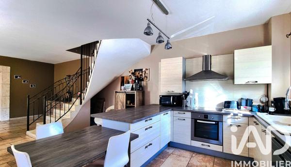 Maison à vendre 5 pièces 122 m² Saint-Rémy-de-Provence