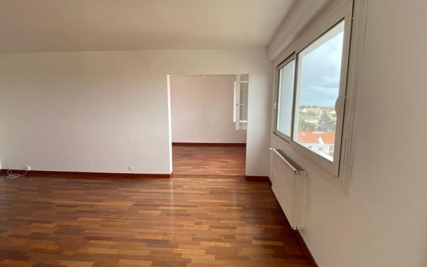 Appartement à vendre    3 pièces •  Aytré