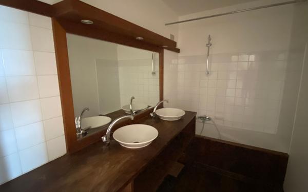 Appartement à vendre    3 pièces •  Aytré