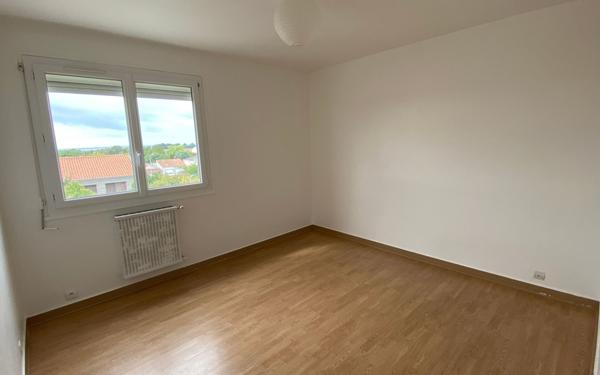 Appartement à vendre    3 pièces •  Aytré