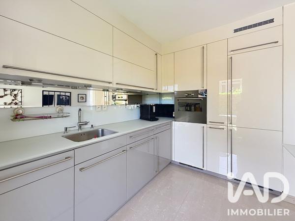 Appartement à vendre 3 pièces 94 m² Ferney-Voltaire