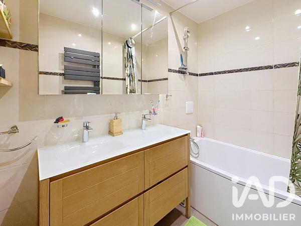Appartement à vendre 3 pièces 94 m² Ferney-Voltaire