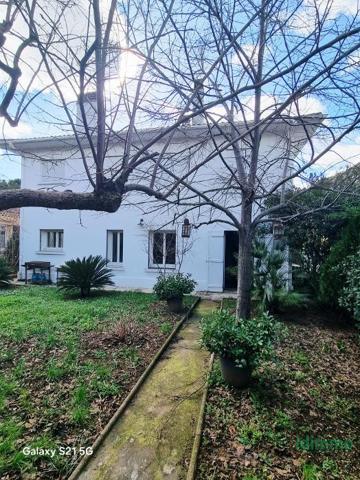 Exclusivité et Rare Draguignan centre Belle maison de charme F7 145M sur 440m terrain garage véranda 398000€ D Draguignan (83300)