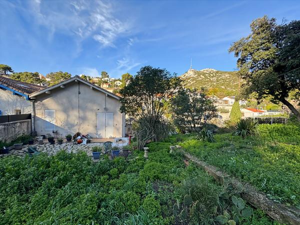 Vente maison à rénover à Marseille - Le Redon - Luminy