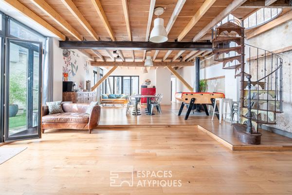 Atelier en duplex à usage mixte dans une ancienne menuiserie