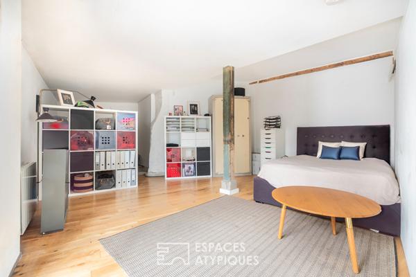 Atelier en duplex à usage mixte dans une ancienne menuiserie