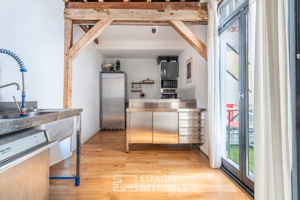 Atelier en duplex à usage mixte dans une ancienne menuiserie