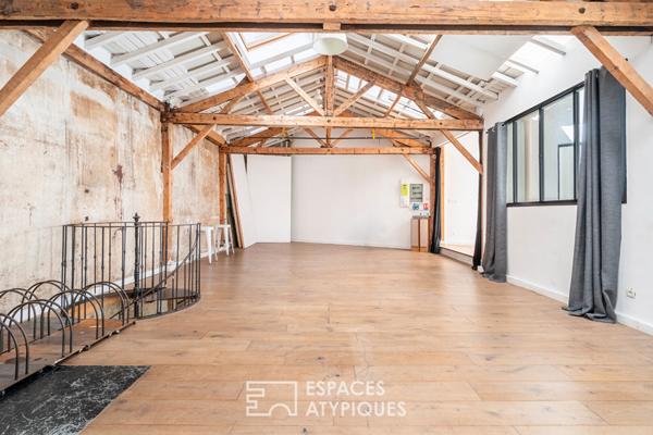 Atelier en duplex à usage mixte dans une ancienne menuiserie