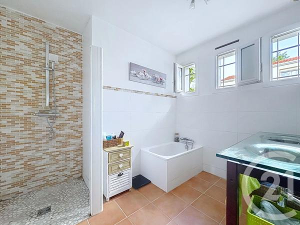 Maison à vendre  7 pièces - 136,02 m 2   AUCH  - 32