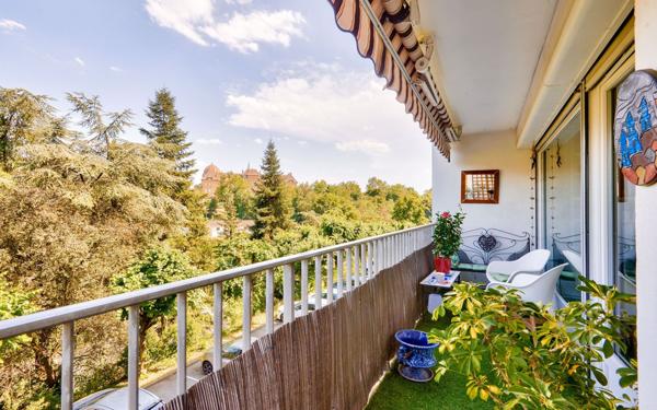 Appartement à vendre    4 pièces • 94 m2 Sainte-Foy-lès-Lyon