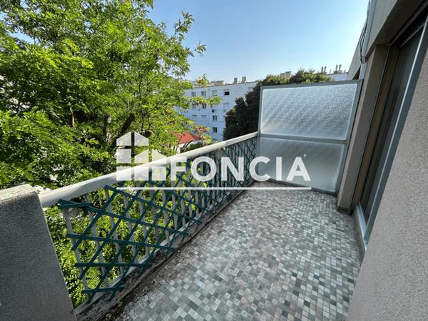 Location Studio 24 m² - LES FLORALIES DU PRADO Marseille 13008