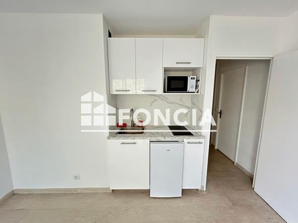 Location Studio 24 m² - LES FLORALIES DU PRADO Marseille 13008