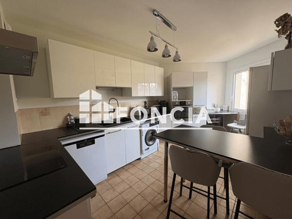 Location Appartement 4 pièces 85.16 m² - Tours 37000