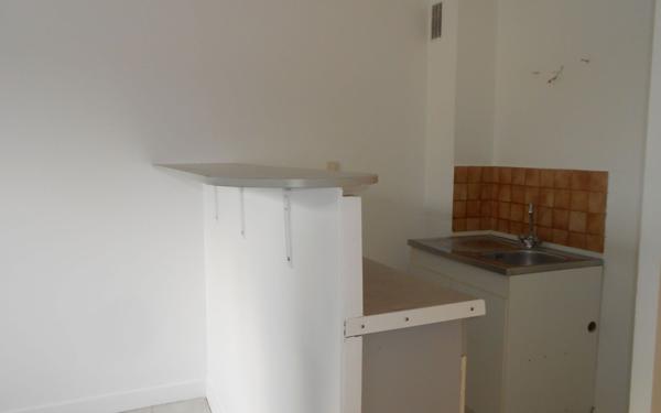 Appartement à louer    1 pièce • 24,80 m2 Brétigny-sur-Orge