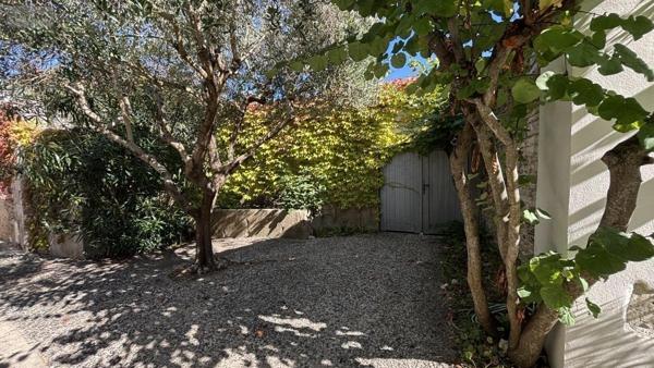 Maison à vendre à Saint-Martin-de-Ré en Charente-Maritime (17410), ref : 17018-1172