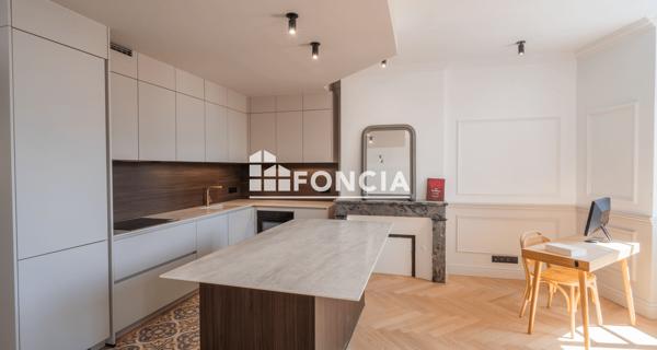À vendre Appartement 4 pièces 101 m² - Bordeaux 33000