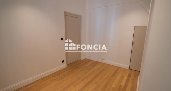 À vendre Appartement 4 pièces 101 m² - Bordeaux 33000